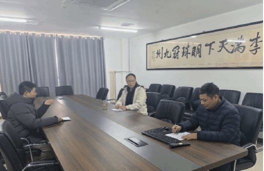 论证活动在弘文楼B404会议室和50